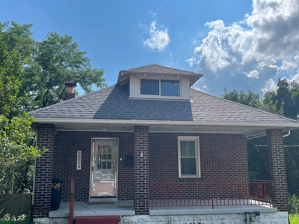 2324 Buena Vista St