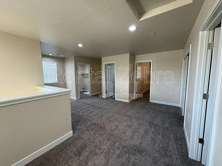 1307 Hermosa Dr — Photo 6