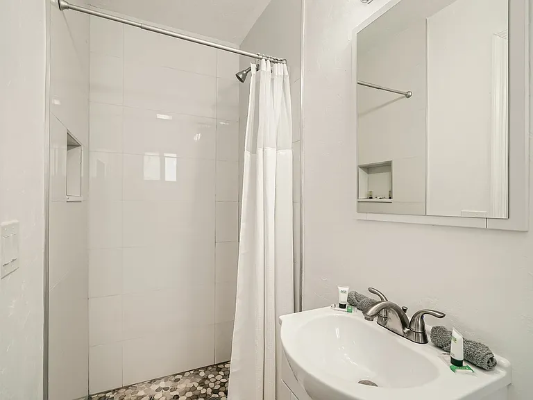 101 Tacoma Ln #1 — Photo 8