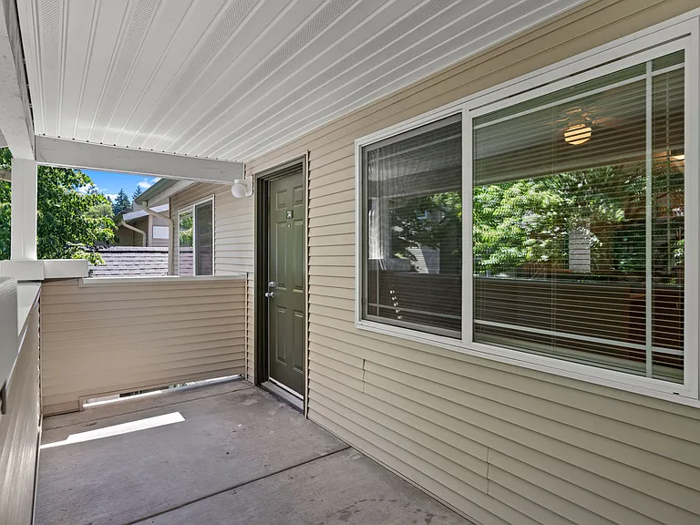 2 Bed 1 Bath Standard - 804 Sq Ft 2 Bed 1 Bath Standard - 804 Sq Ft