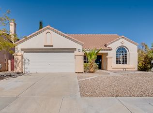 812 Dulce Fountain Way, Henderson, NV 89015