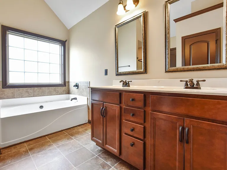 1240 Chinook Cir — Photo 20