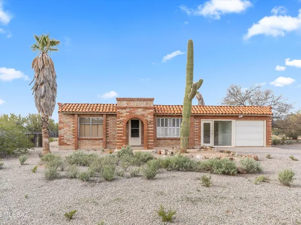 4615 N Sanders Rd, Tucson, AZ 85743