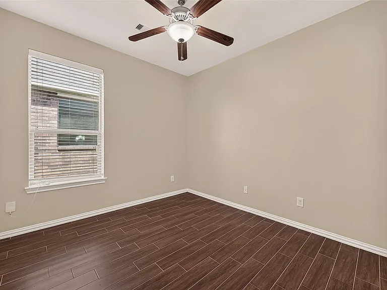 12107 Redbud Brook Trl — Photo 31
