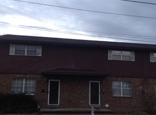 651 6th St #C, Saint Albans, WV 25177