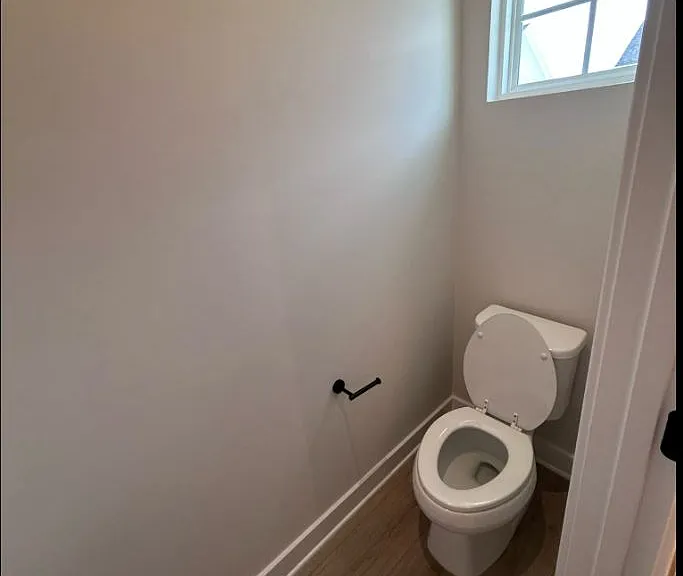 8020 Lake Laurel Ln #B — Photo 29