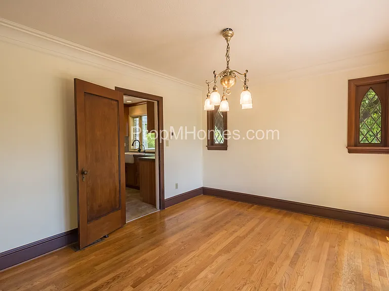 475 Furnace St — Photo 10