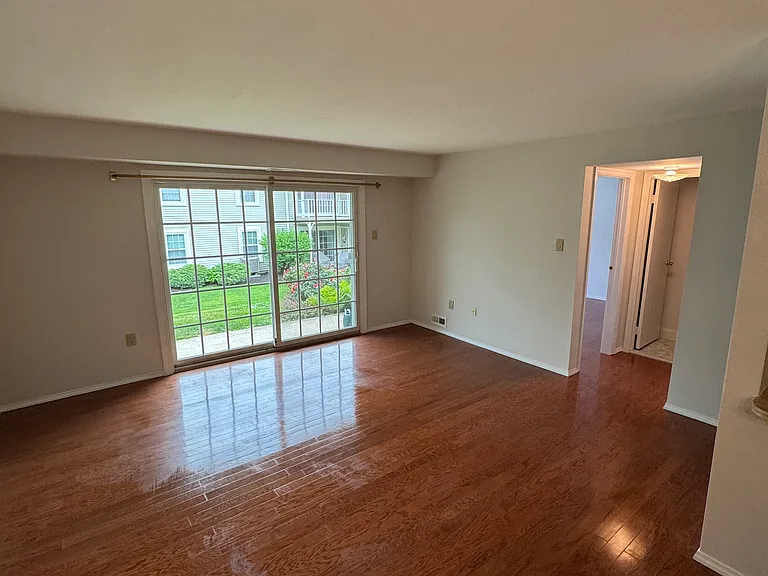 311 Society Pl — Photo 14