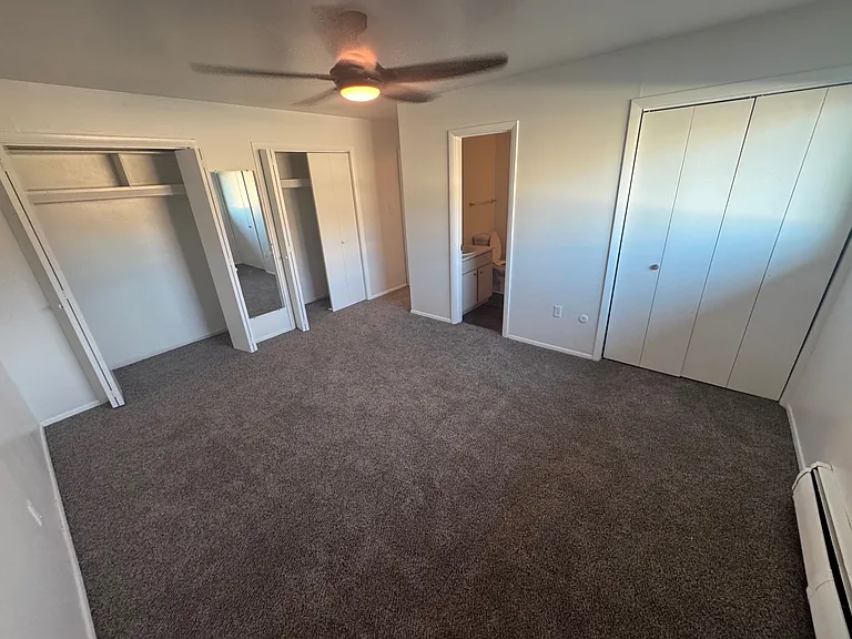 434 Valley Hi Cir #B24 — Photo 21