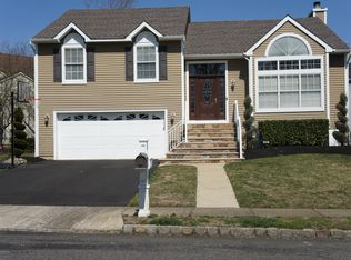 53 Arbor Dr, Howell, NJ 07731