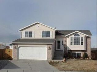 869 W 1930 N, Clinton, UT 84015