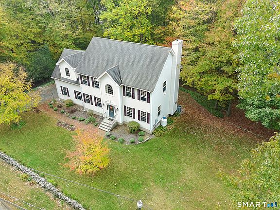 3rd image of 243 Hidden Lake Road
