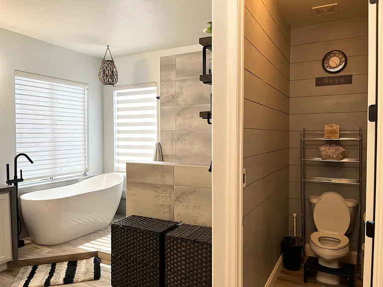 7729 Villa Gabriela Ave #B — Photo 41