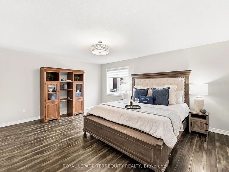 144 Underwood Dr — Photo 7