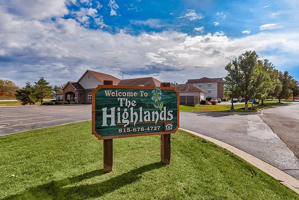 The Highlands of Kensington Manor — Photo 4