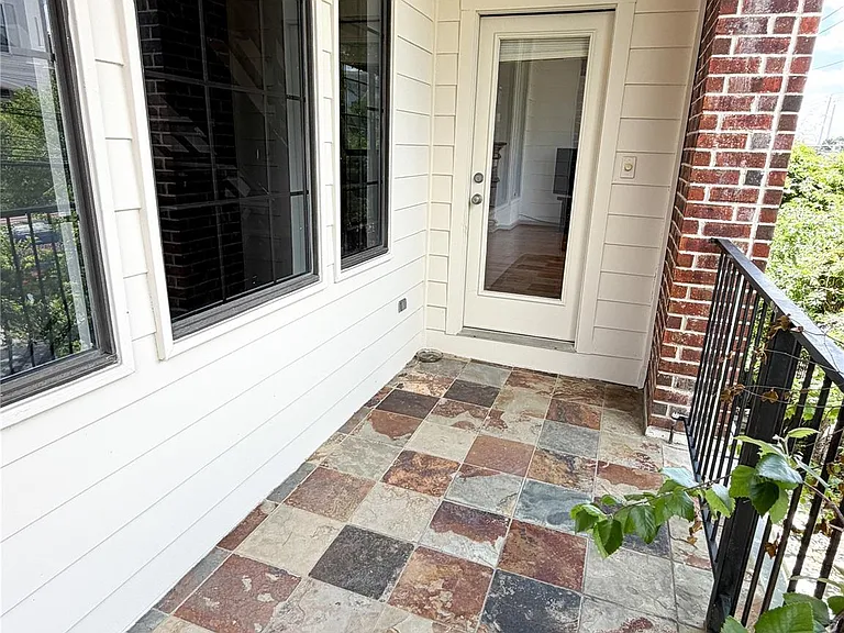 1213 Dunlavy St — Photo 18