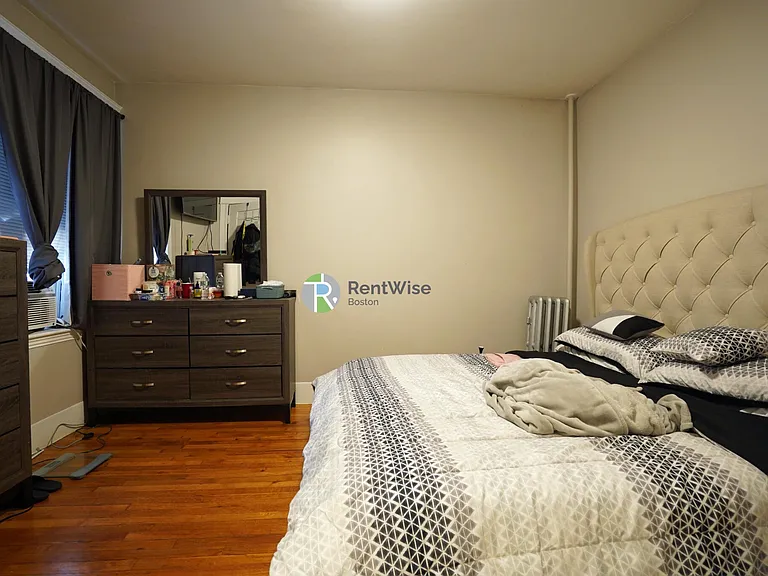 56 Gardner St #15 — Photo 5