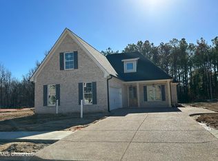 3531 Hatton Dr, Nesbit, MS 38651