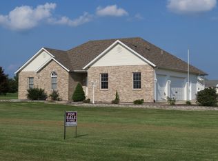 201 Brookside Dr, Worden, IL 62097