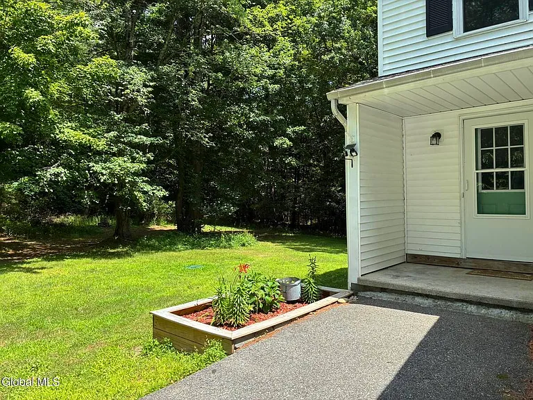 57 Goosehollow Rd — Photo 3