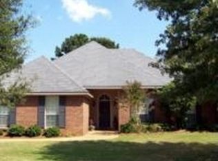 561 Spring Hill Dr, Madison, MS 39110