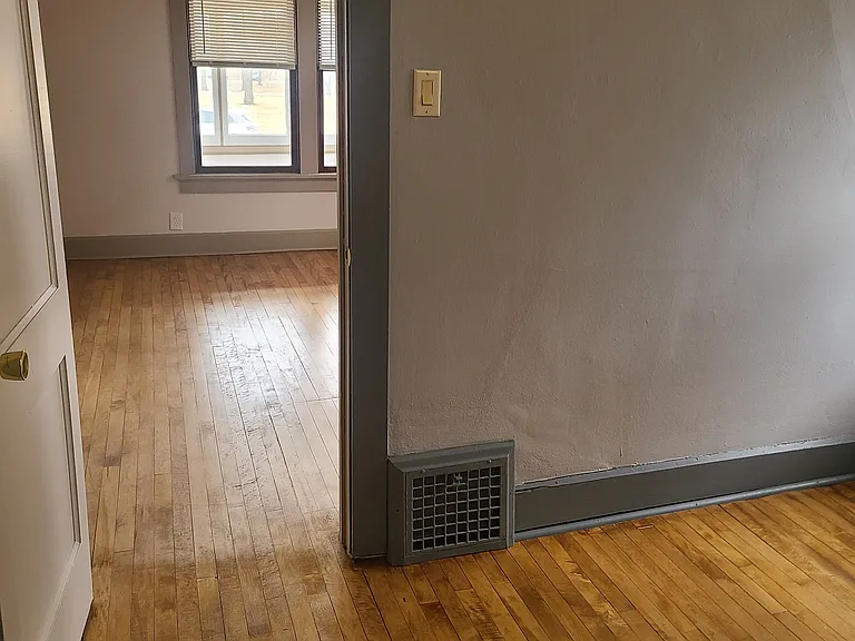 647 S Main St #2 — Photo 14