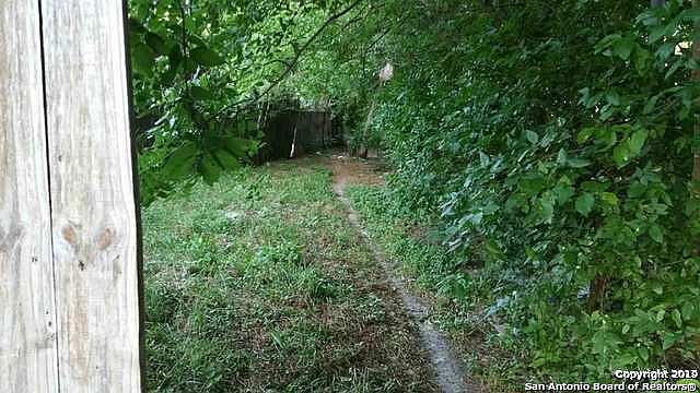 2nd image of 1735 Castroville Rd
