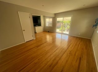 3011 Blossom St, Oakland, CA 94601