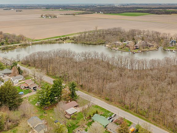 5th image of 17427 Carver Rd