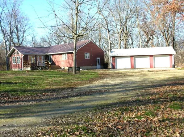 3111 240th St, Charles City, IA 50616