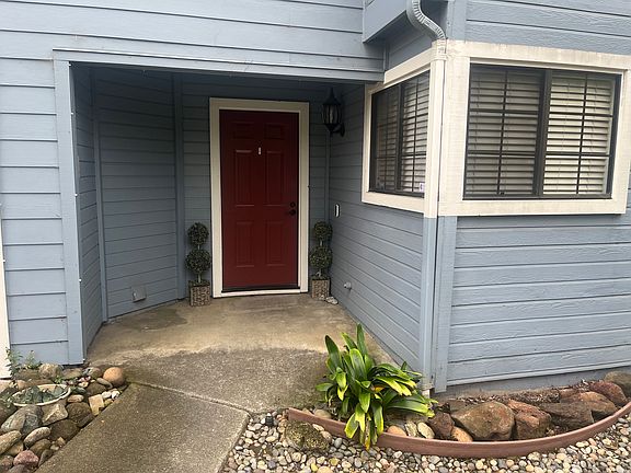 3rd image of 37 Winding Way Unit 37