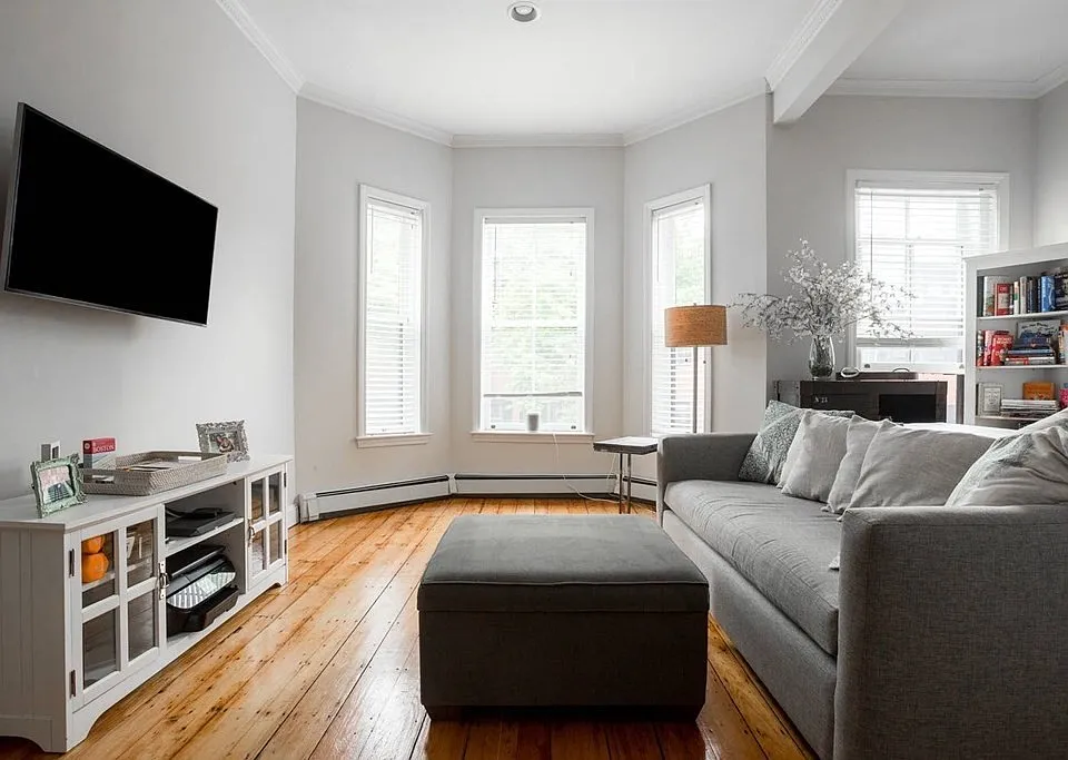 50 Appleton St #2