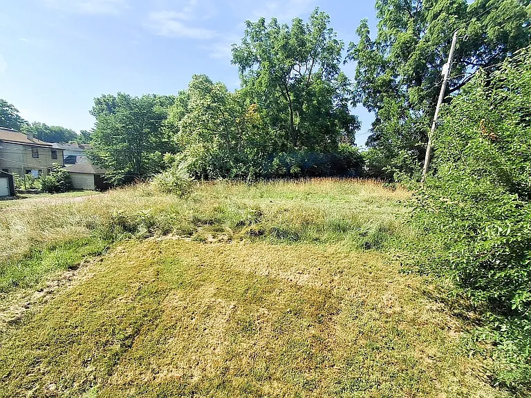 421 W Jefferson St — Photo 18
