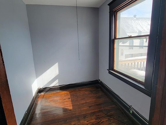 5th image of 1288 Genesee St #2