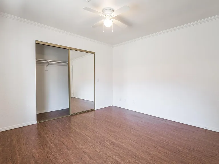 6621 W Tropicana Ave #201 — Photo 15
