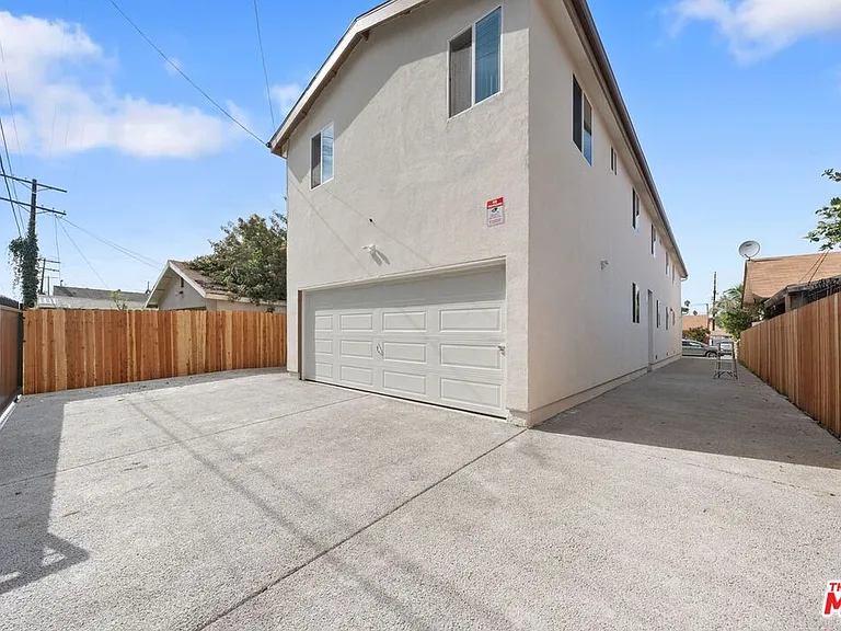 5912 S Flower St — Photo 60