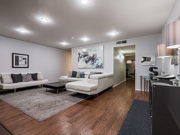 3rd image of 5935 Copperwood Ln
