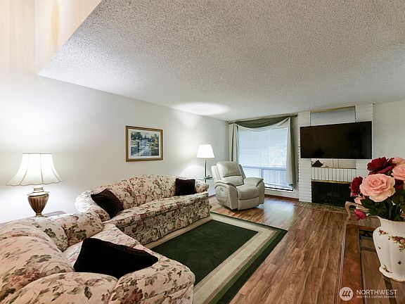 2nd image of 7713 Zircon Drive SW
