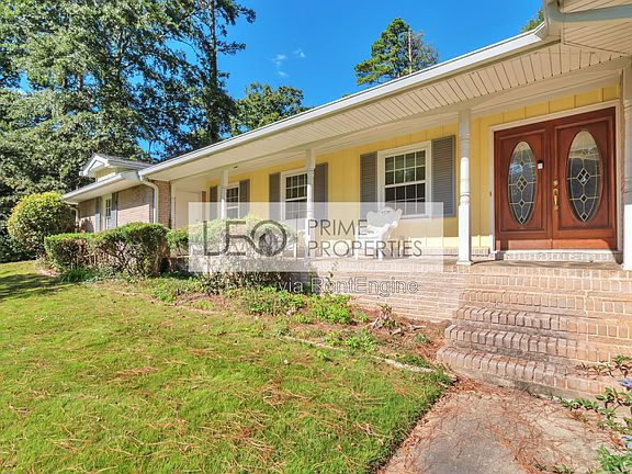 2nd image of 3622 Kings Park Way
