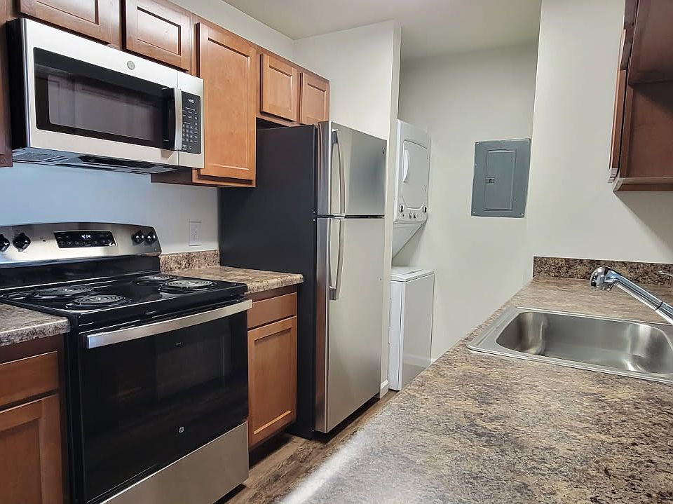 Cottonwood - 2 Bedroom - Updated Version