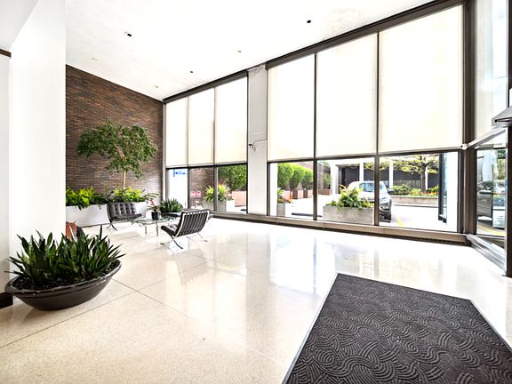 2nd image of 5455 N Sheridan Rd APT 1404