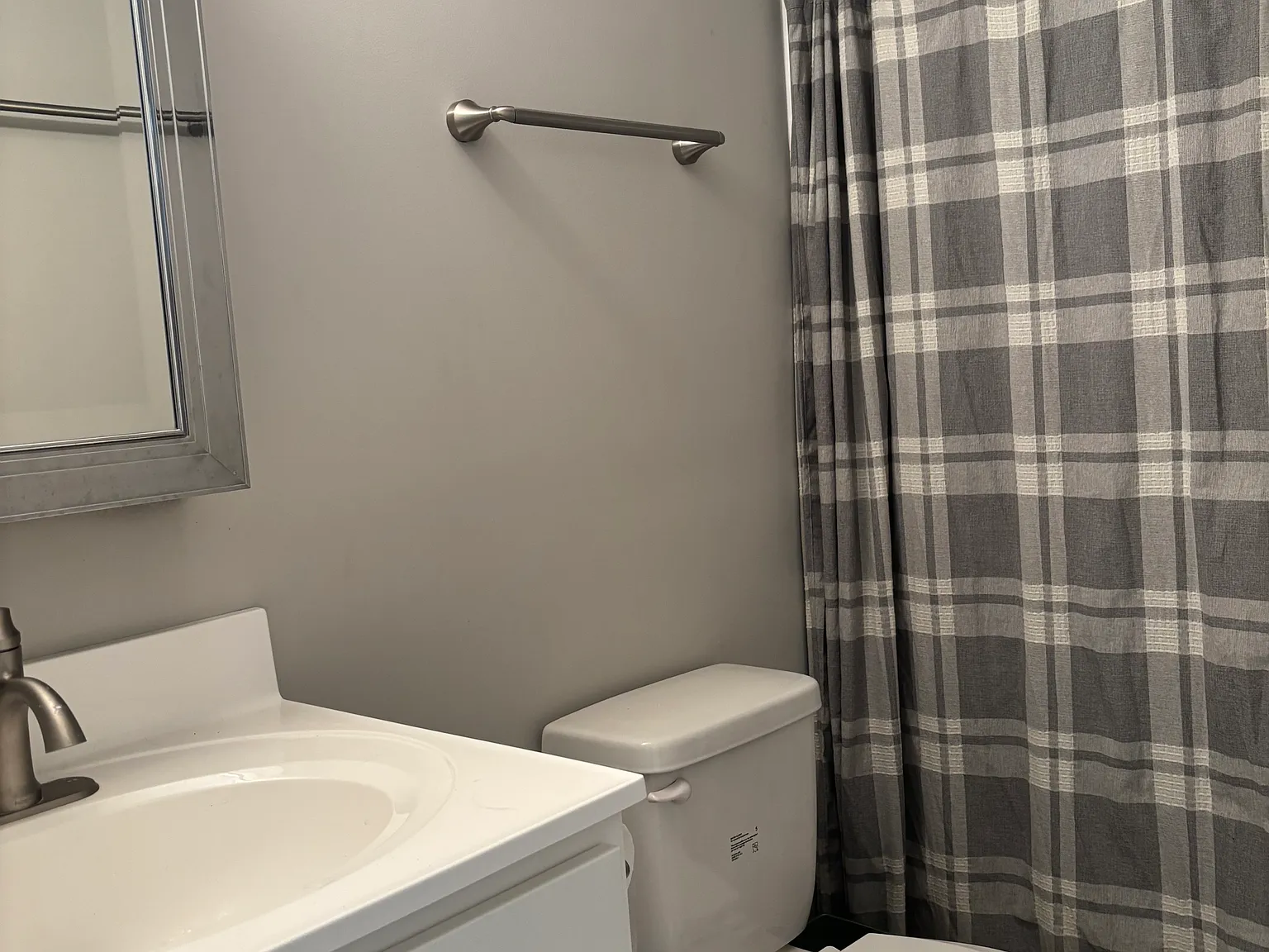 3 bed, 2.5 bath, 1020 sqft, $3,500 — Photo 4
