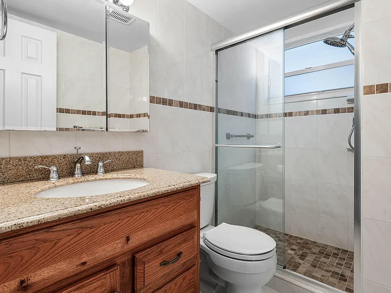 721 Lori Dr #208 — Photo 20