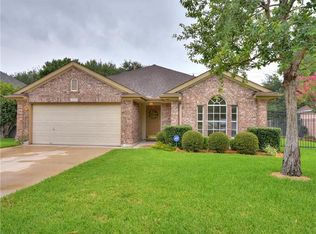 12916 Hunters Chase Dr, Austin, TX 78729