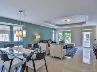 2713 NE 184th Ter, Aventura, FL 33160