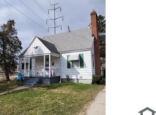 3468 Gloria St, Wayne, MI 48184