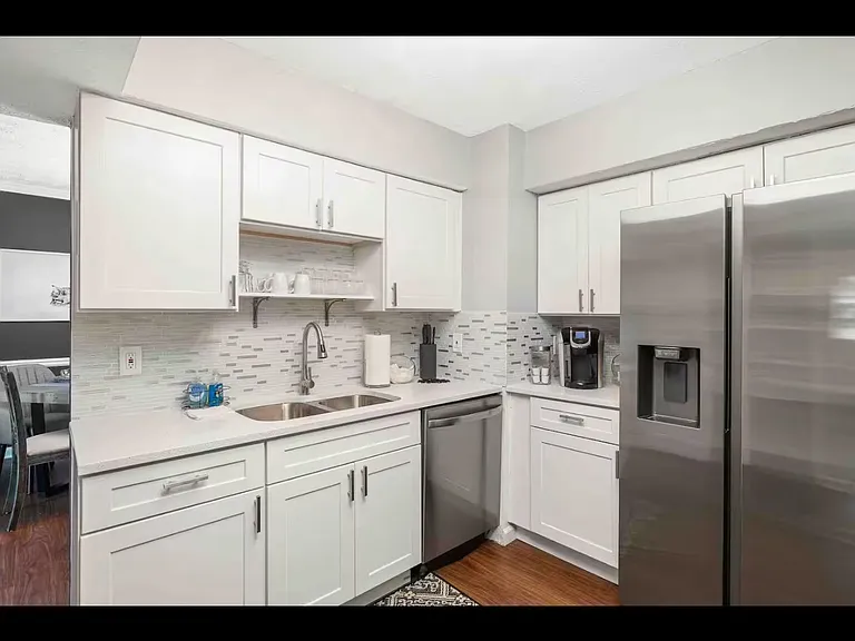 4534 Montgomery Way — Photo 7