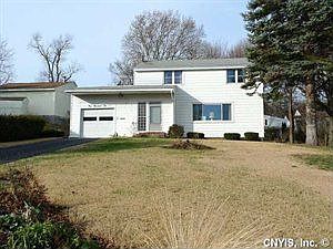 2nd image of 110 Danbury Dr