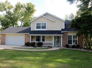 5606 Woodland Dr, Collinsville, IL 62234