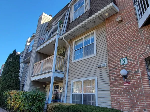 780 River Road image 3 of 50